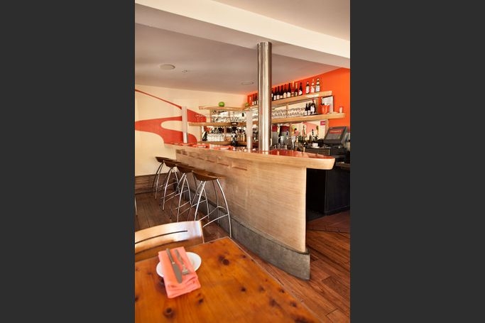 INTERIOR/Restaurant