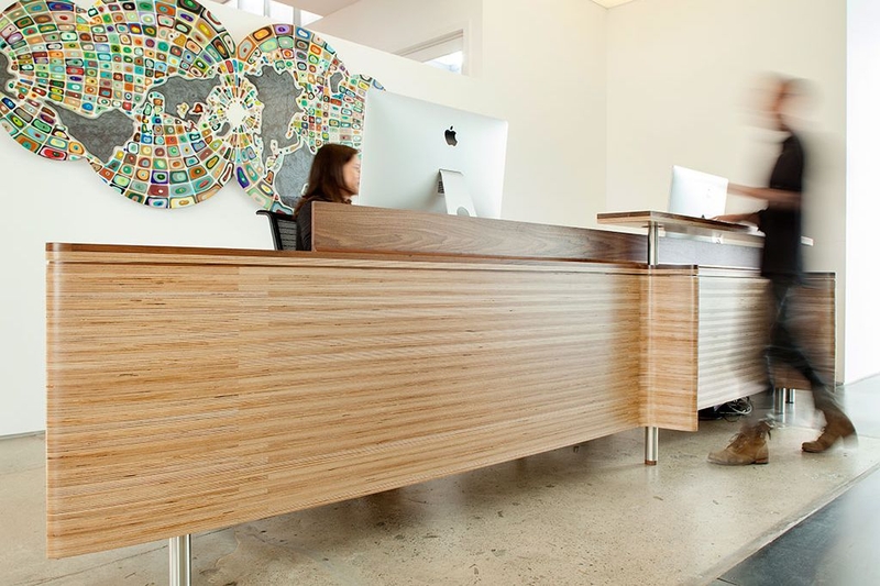 RECEPTION DESK